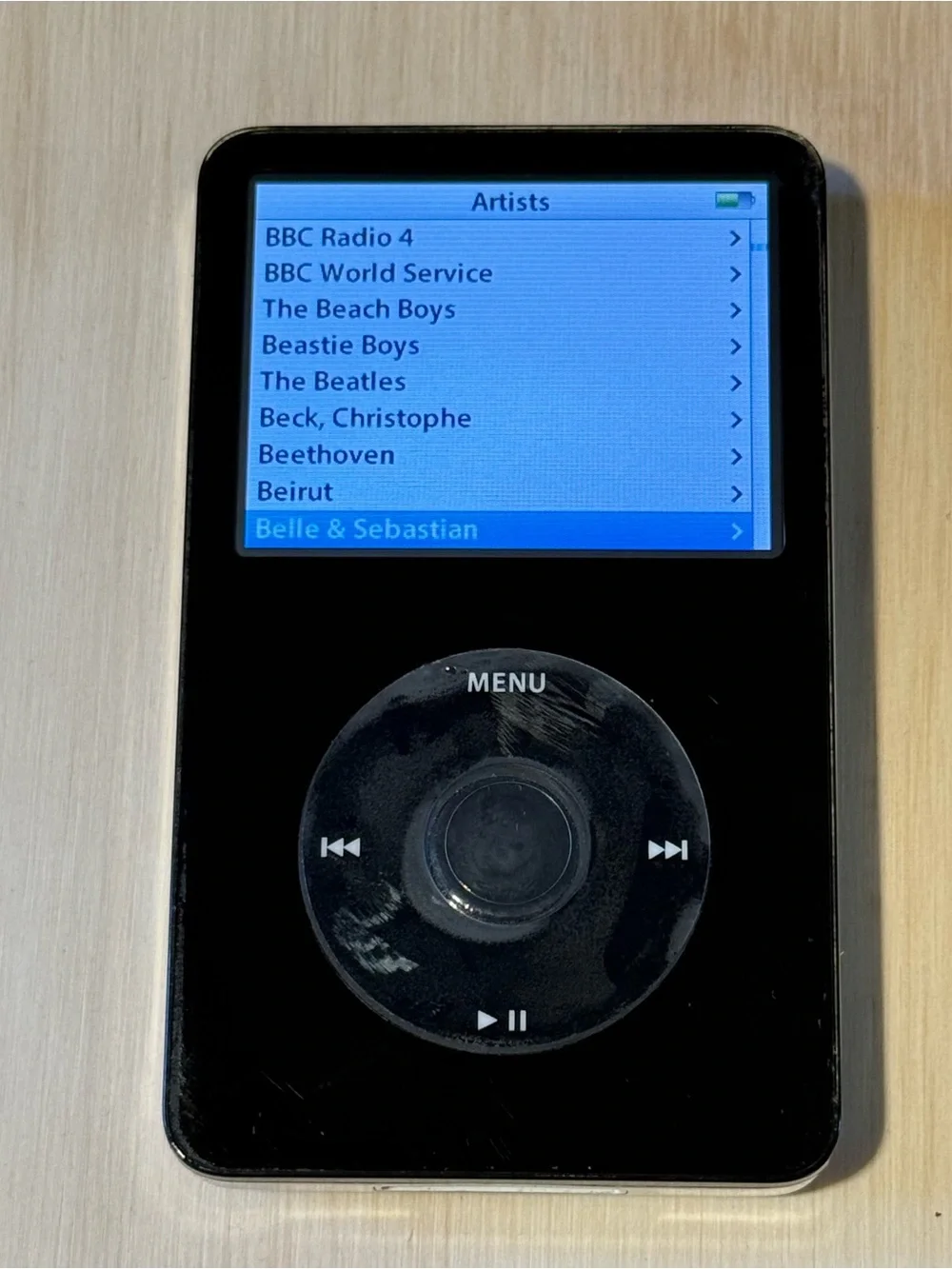 iPod Model:A1136 5thGen 60GB Blk“BROKEN”Hard Drive/Battery Issues Read Info Blw!